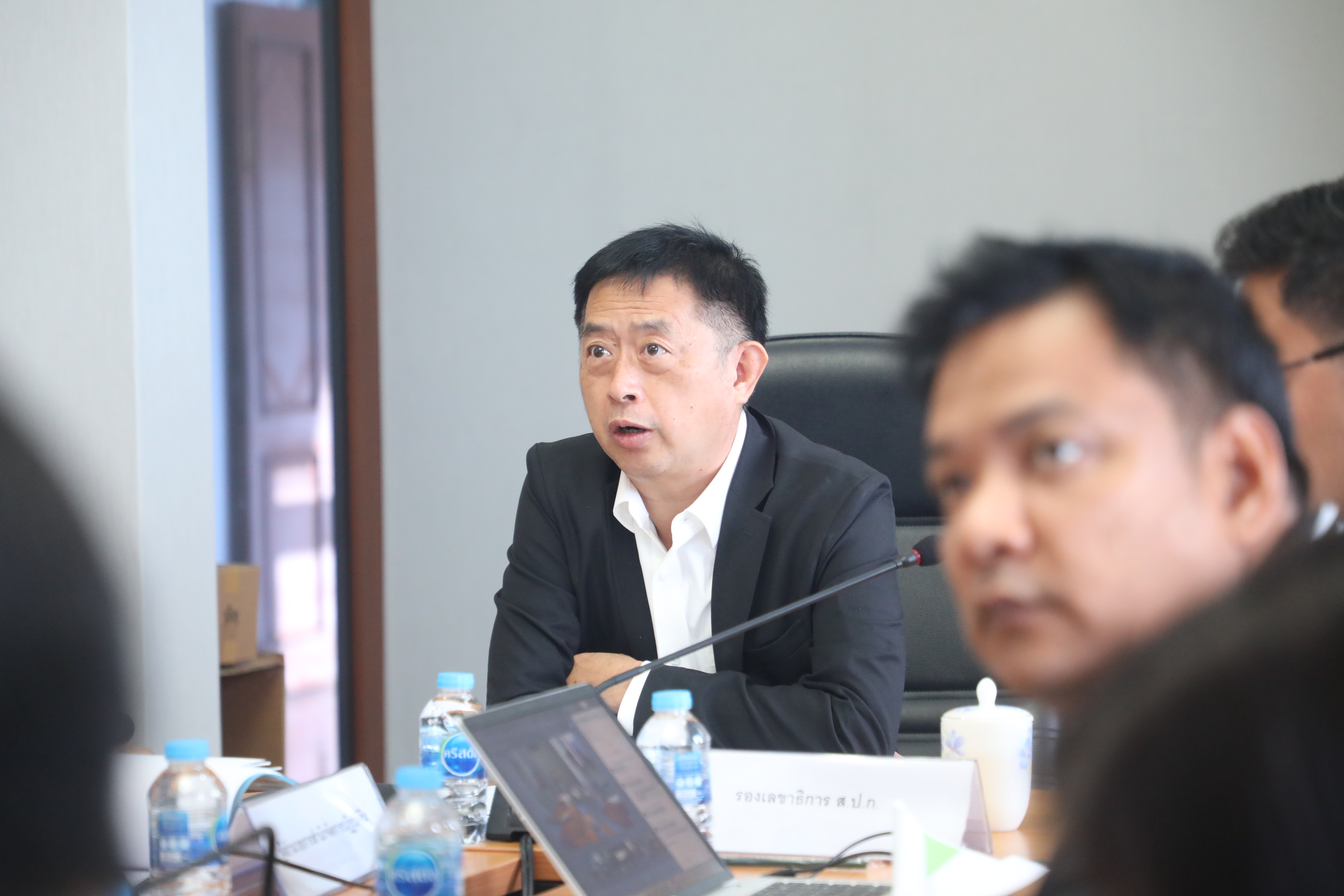 title - ส.ป.ก. ประชุมแนวทางปฏิบัติตามกฎกระทรวงการแบ่งแยกหรือโอนสิทธิในที่ดินของผู้ได้รับสิทธิโดยการปฏิรูปที่ดินเพื่อเกษตรกรรม พ.ศ. 2567 กรณีการแบ่งแยกหรือโอนสิทธิในที่ดินไปยัง ส.ป.ก.